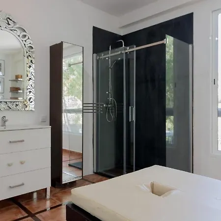 Classic For 12- Pool, Bbq, Big Exterior Area Villa BALEARIC ISLANDS