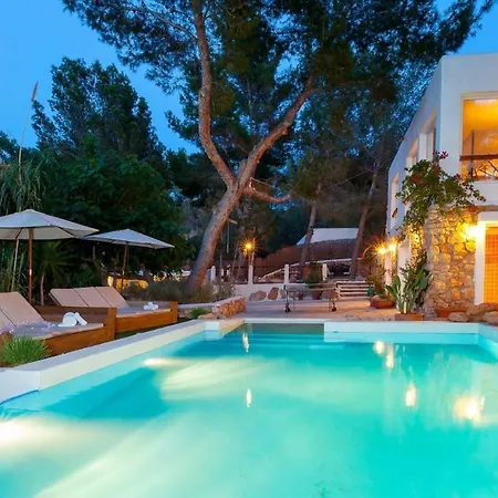 Classic For 12- Pool, Bbq, Big Exterior Area * BALEARIC ISLANDS