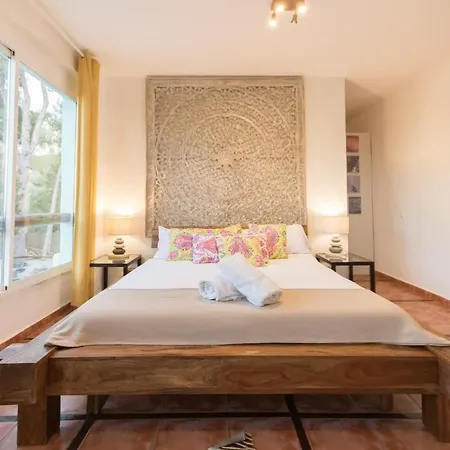 Classic For 12- Pool, Bbq, Big Exterior Area Villa BALEARIC ISLANDS