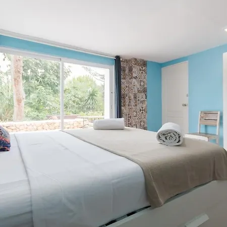 Classic For 12- Pool, Bbq, Big Exterior Area *