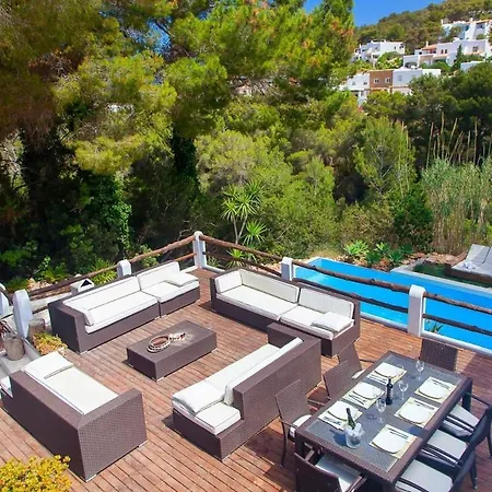 Villa Classic For 12- Pool, Bbq, Big Exterior Area