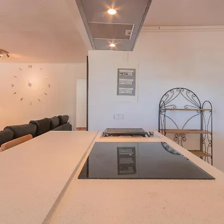 Villa Classic For 12- Pool, Bbq, Big Exterior Area *